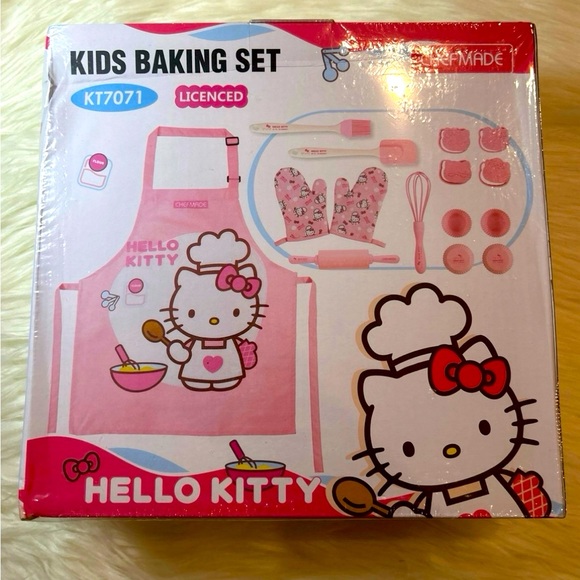 New Sanrio Chef Made Hello Kitty Kids Baking Set - Picture 1 of 3
